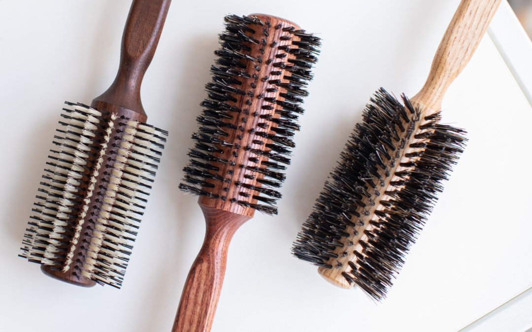 Best Hairbrushes for a Professional Blowout at Home (Buyer’s Guide)